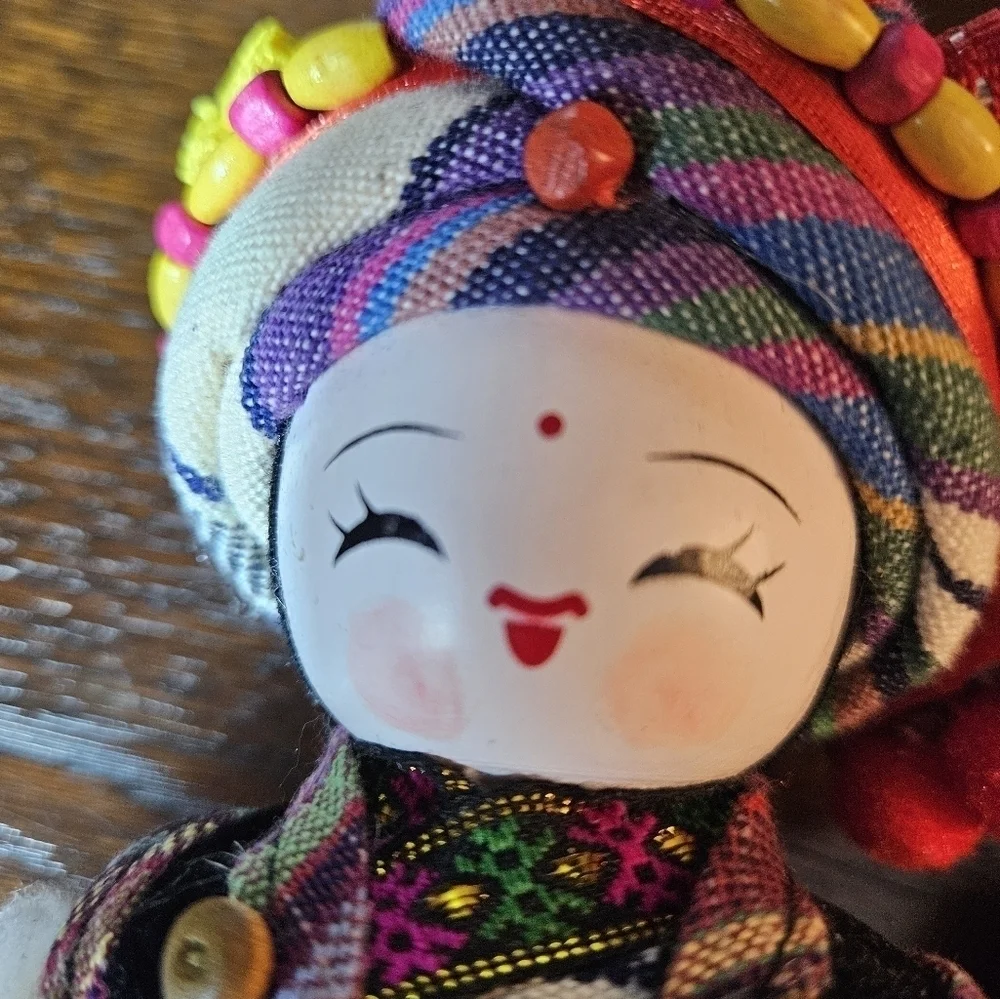 Gorgeous Chinese Dolls in very ornate costume.